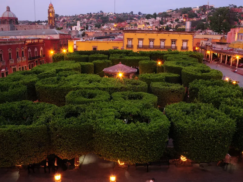 Jardín Principal