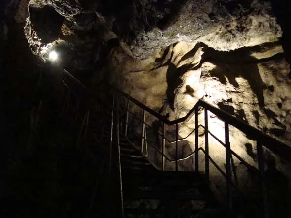 Jaskinia Lokietka (Lokietka Cave)