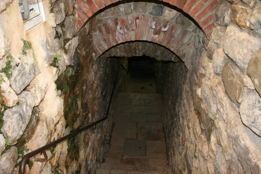 Jewish Baths (Miqvé)