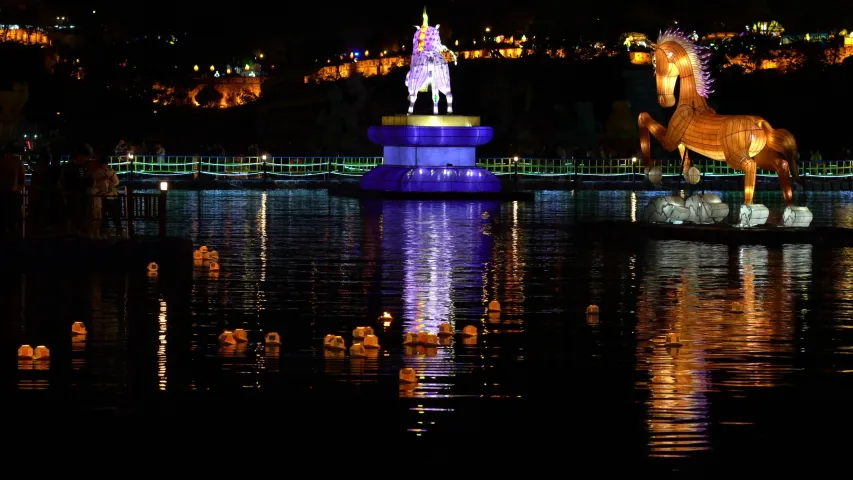 Jinju Lantern Festival (Yudeung Festival)