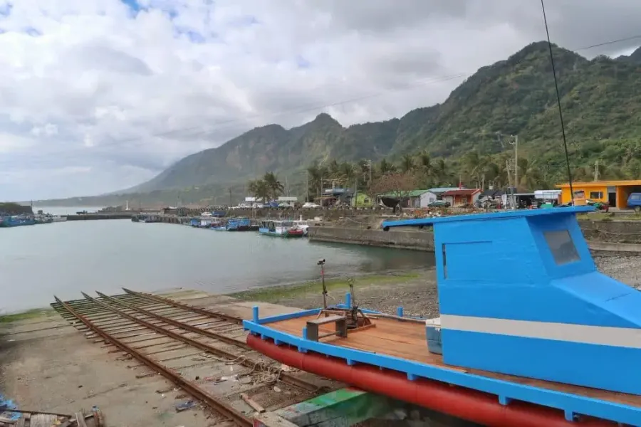Jinzun Fishing Port (金樽漁港)