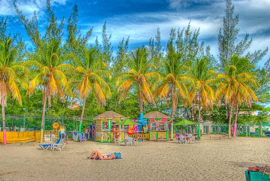 Junkanoo Beach