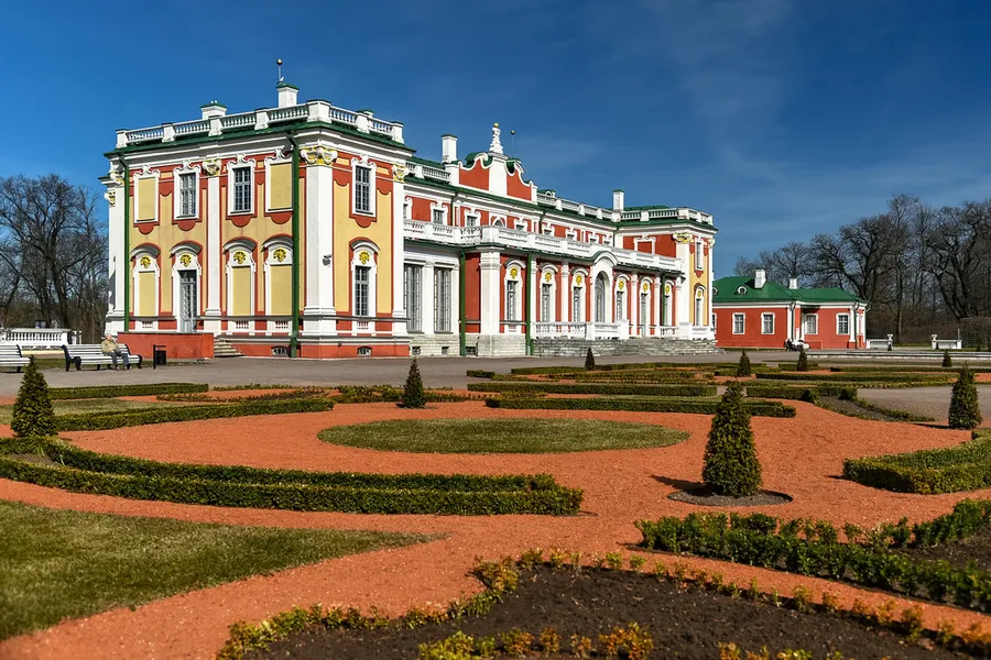 Kadriorg Palace