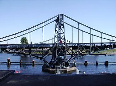 Kaiser-Wilhelm-Brücke (Kaiser Wilhelm Bridge)