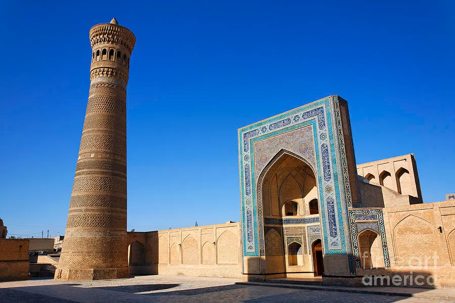 Kalon Minaret