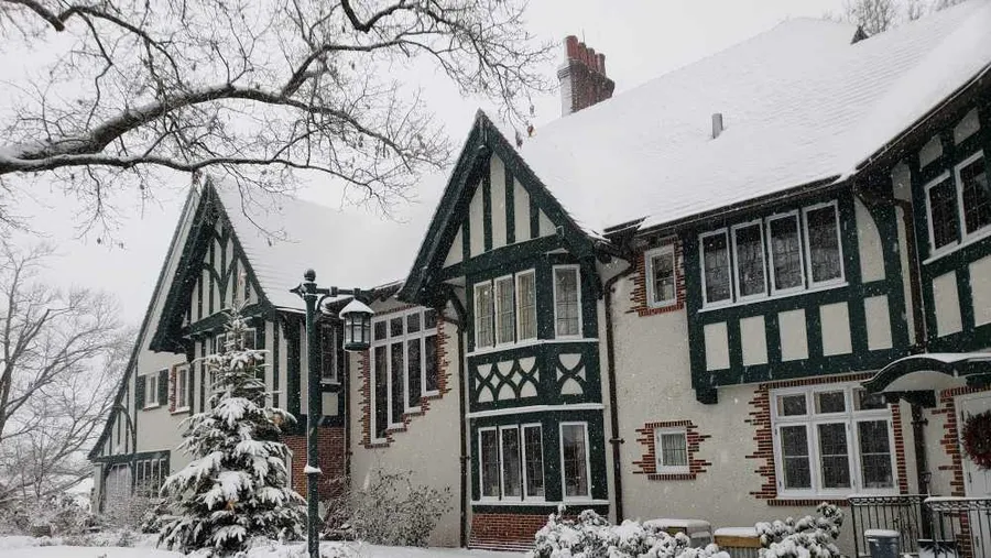 Kellogg Manor House