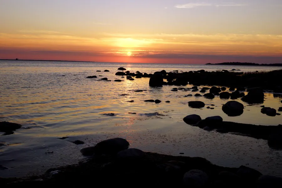 Klintehamn Beach