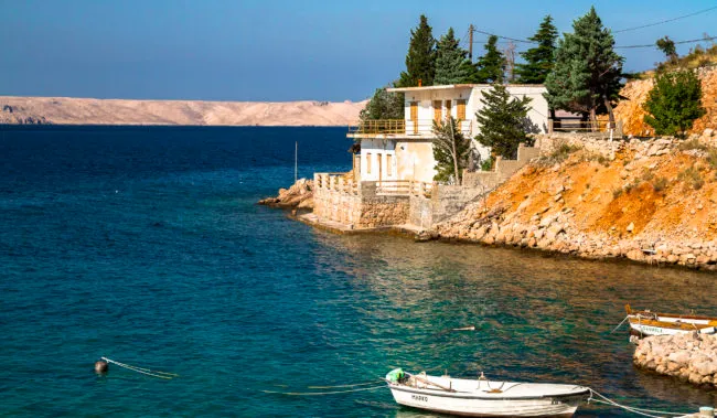 Kolovare Beach