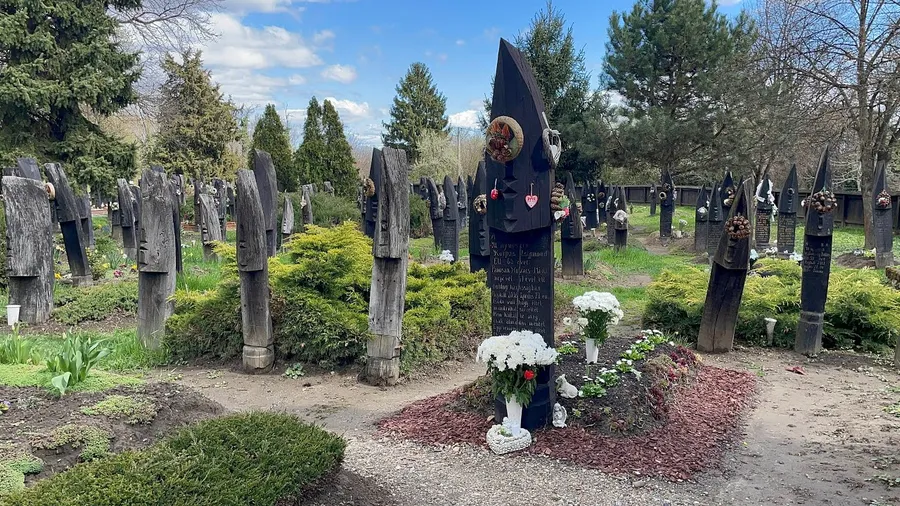 Kopjafás Cemetery
