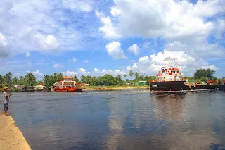 Kuala Belait Waterfront Promenade