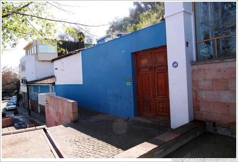La Chascona (Pablo Neruda's House)