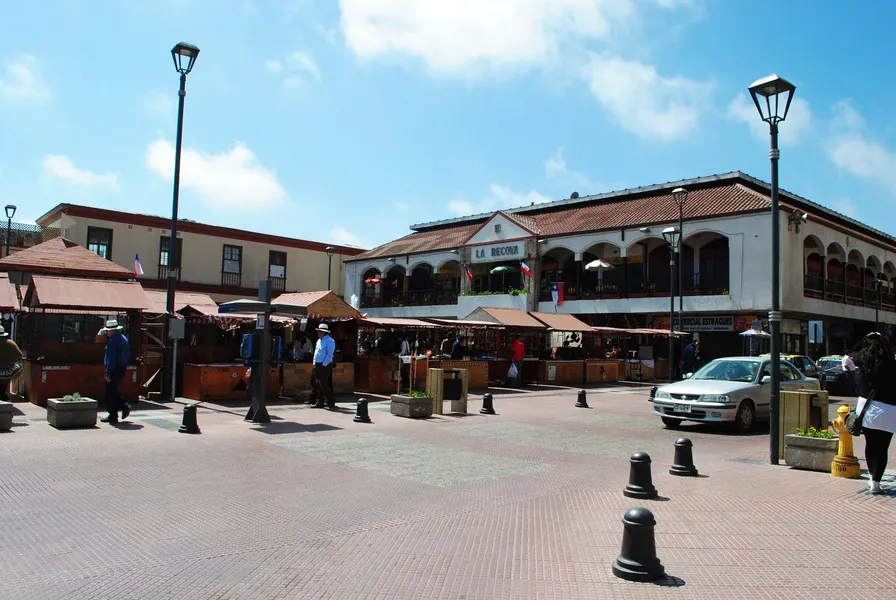 La Recova Market