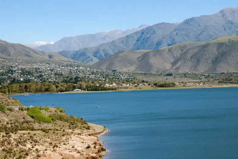 Lago La Angostura