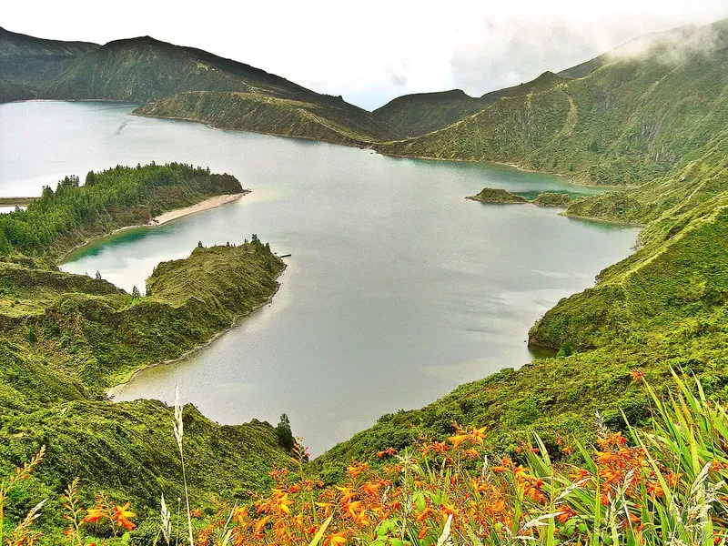 Lagoa do Fogo Hiking Trails