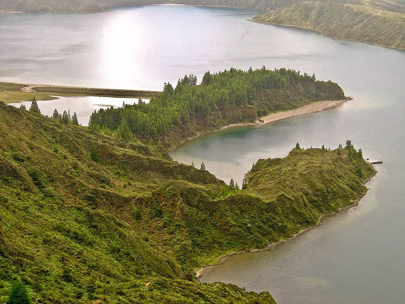 Lagoa do Fogo Viewpoint (Miradouro da Lagoa do Fogo)