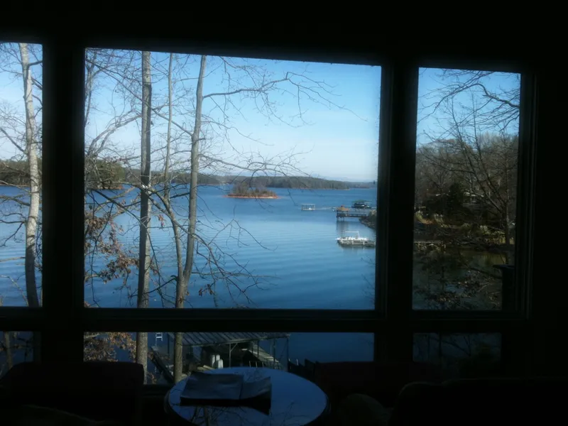 Lake Keowee