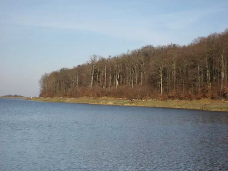 Lake Lapovac