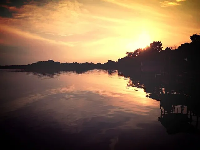 Lake Palestine