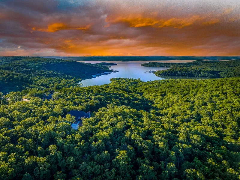 Lake Tenkiller