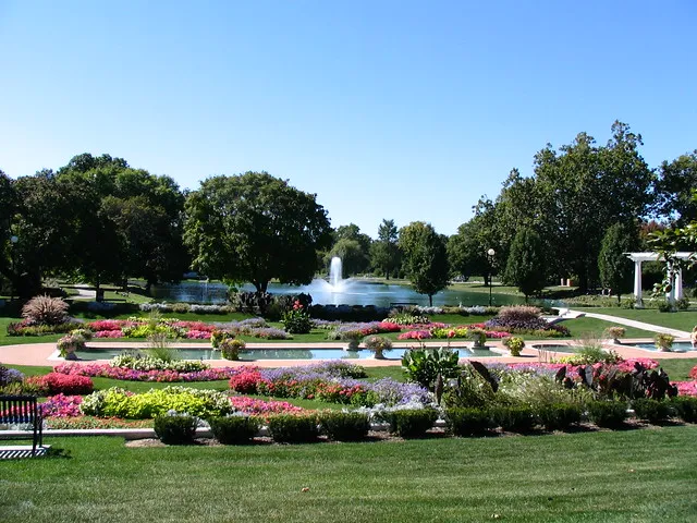 Lakeside Park & Rose Garden