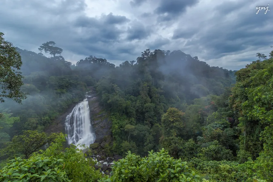 Lakkam Waterfalls
