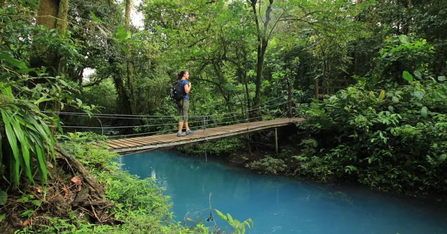 Las Pailas Trail