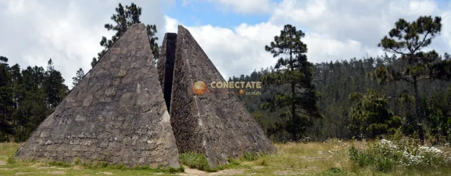 Las Pirámides de Bonao