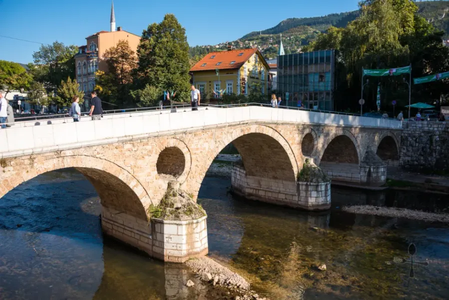 Latin Bridge