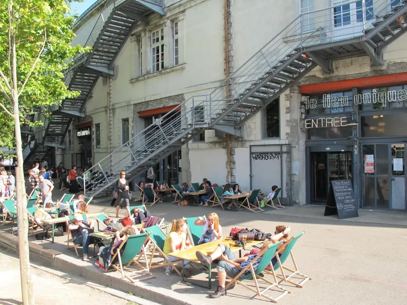 Le Lieu Unique