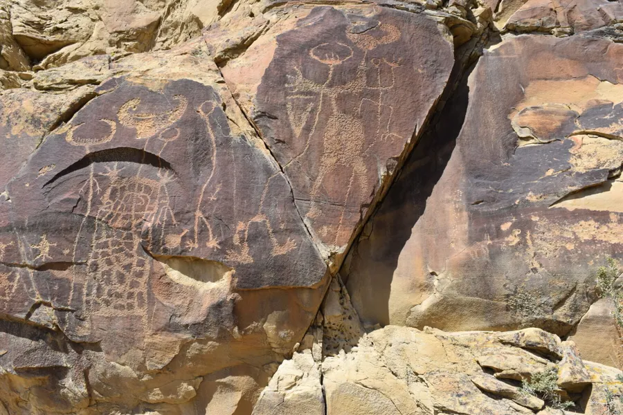 Legend Rock Petroglyph Site