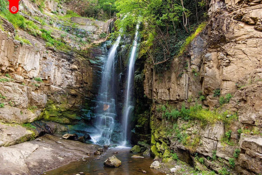 Leghvtakhevi Waterfall