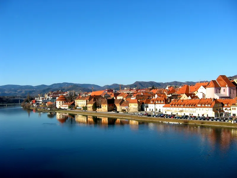 Lent District