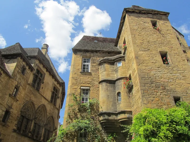 Les Grottes de Maxange