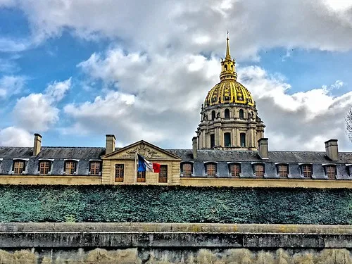 Les Invalides