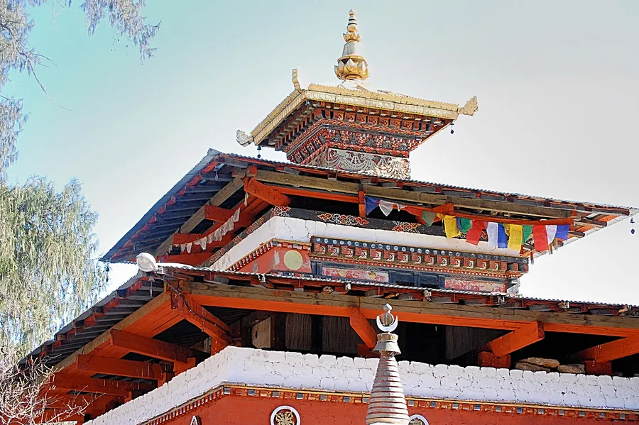 Lhakhang Karpo (White Temple)