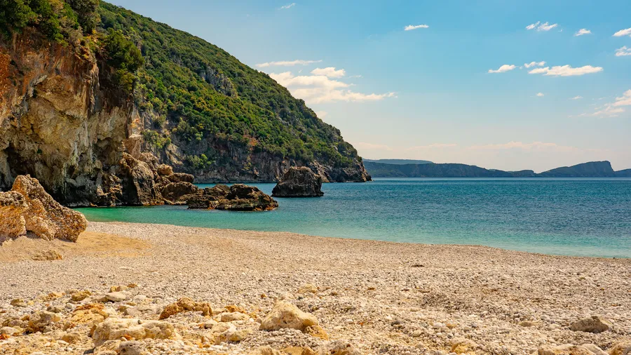 Lichnos Beach