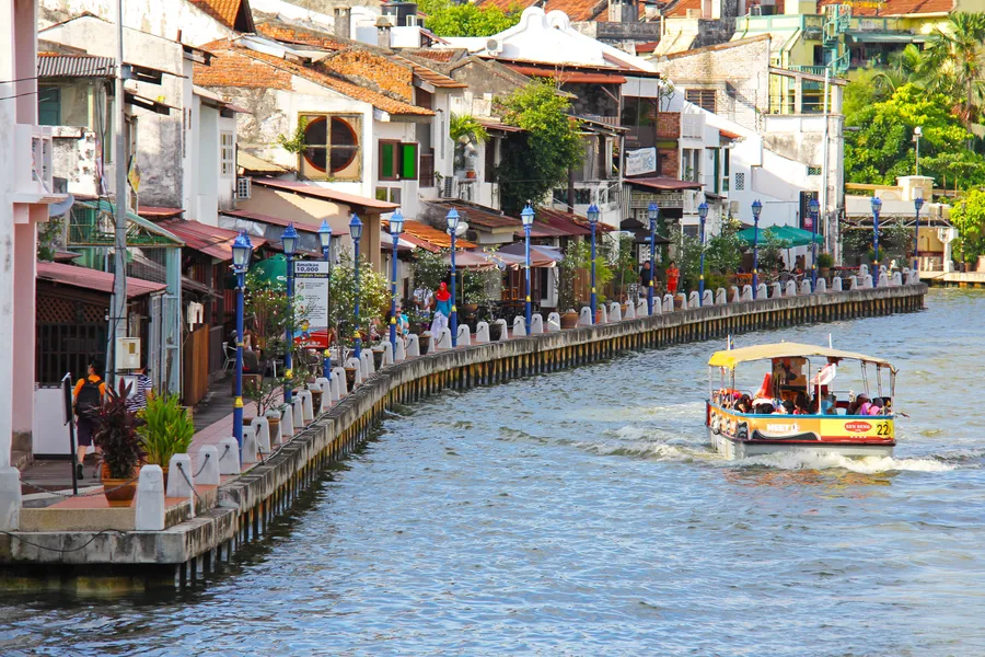 Limbang River Cruise