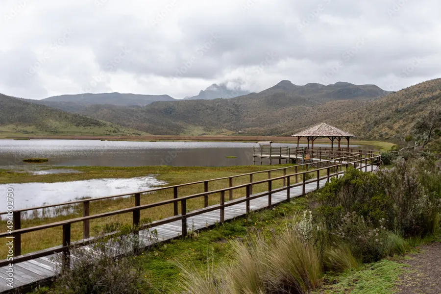 Limpiopungo Lake