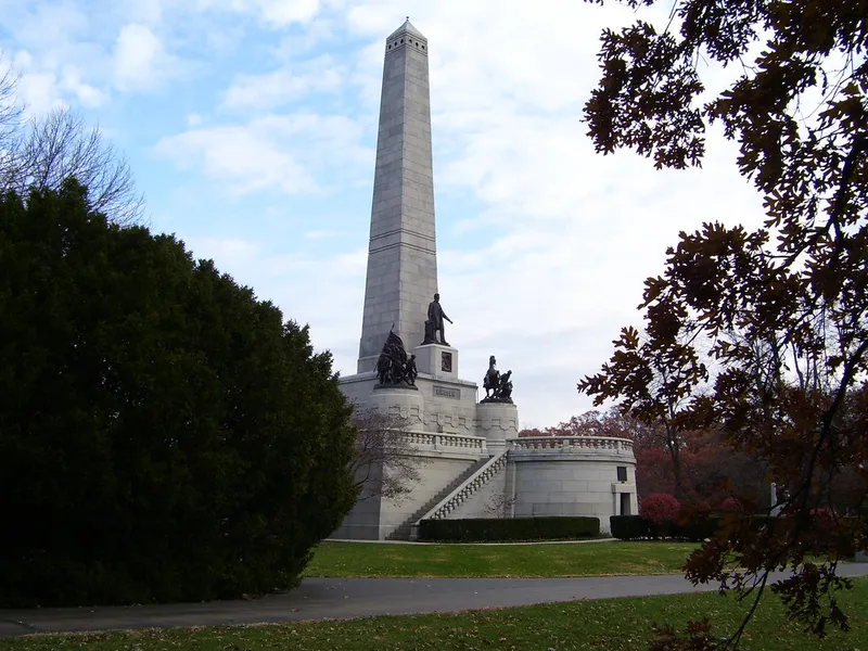 Lincoln Tomb State Historic Site
