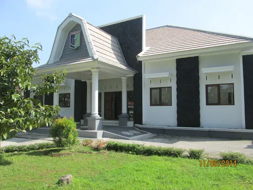 Lingsar Temple