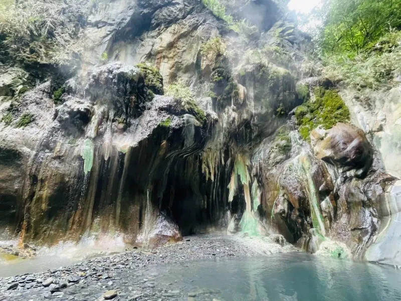 Lisong Hot Spring