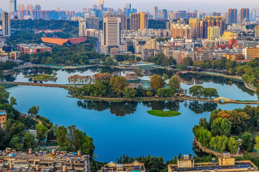 Liwan Lake Park