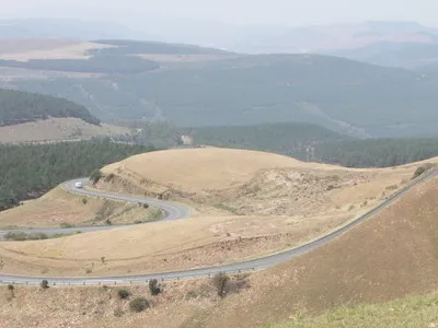 Long Tom Pass