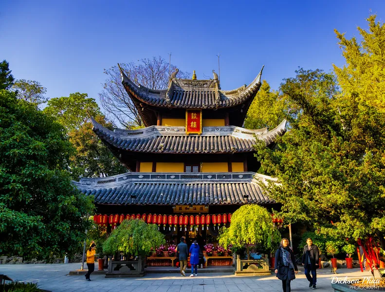 Longhua Temple