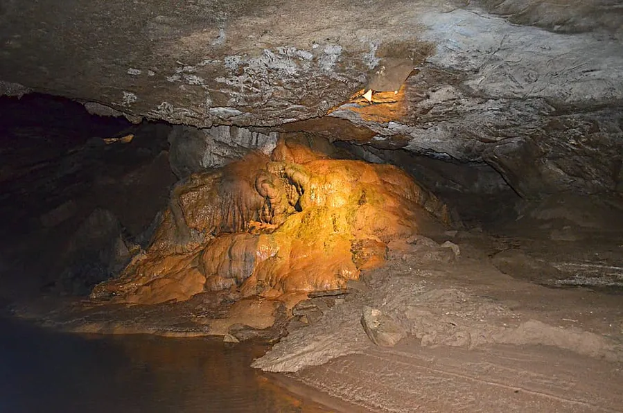 Lost River Cave
