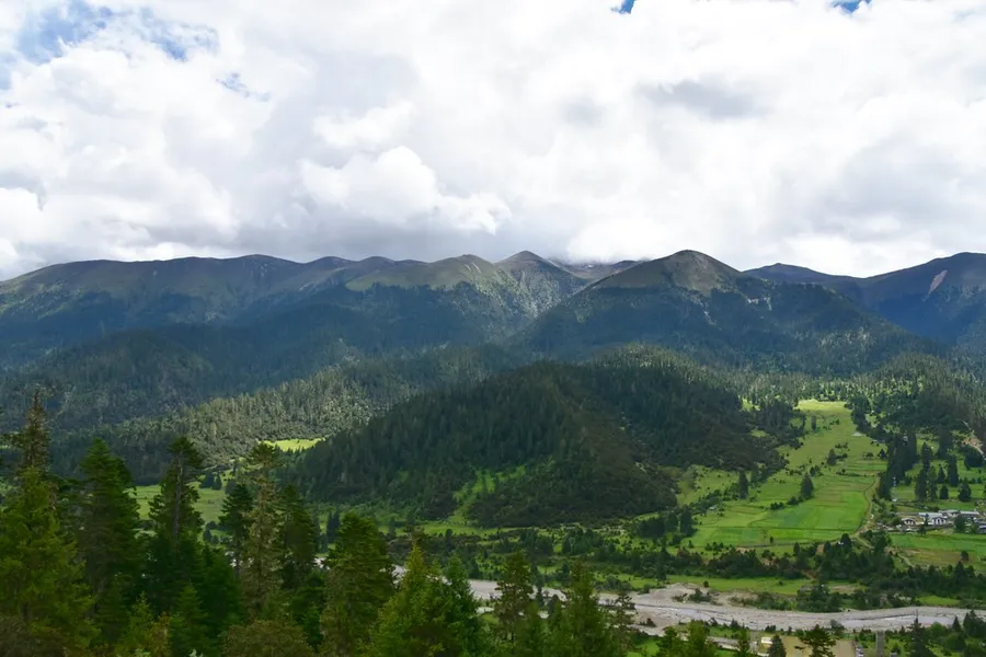 Lulang International Tourism Town