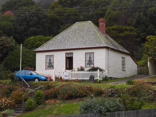 Lyons Cottage