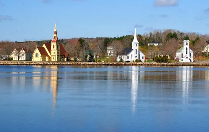 Mahone Bay Walking Tour