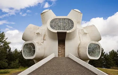 Makedonium Monument