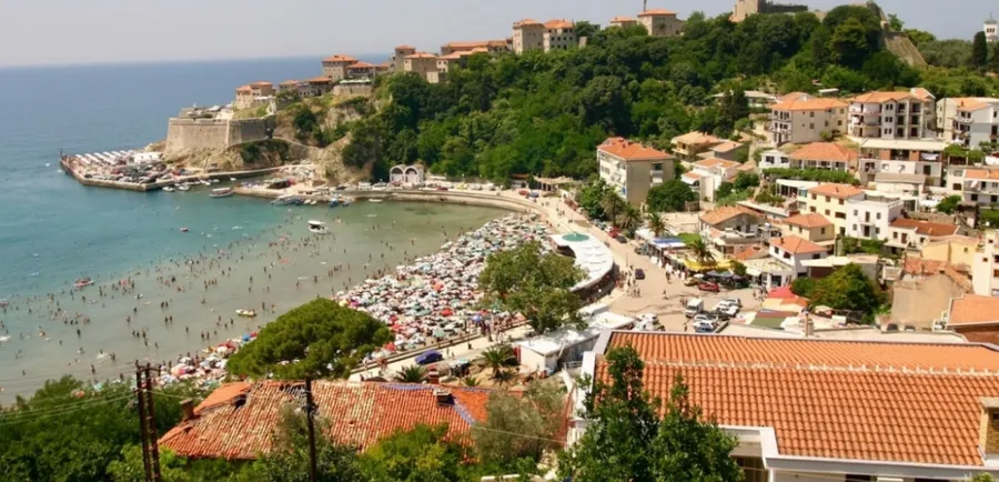 Mala Plaza (Small Beach)